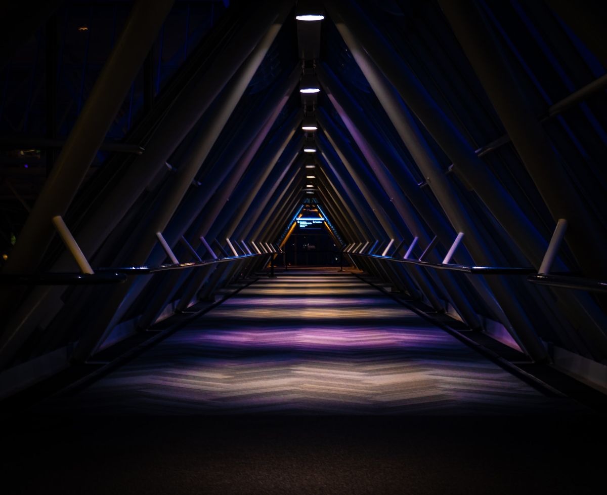 Blue Light in Tunnel - Bourgogne